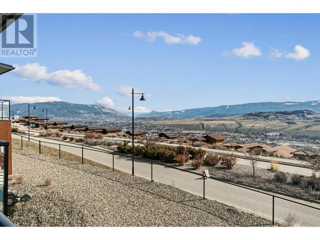 11 - 7735 Okanagan Hills Boulevard, House attached with 3 bedrooms, 3 bathrooms and 4 parking in Vernon BC | Image 23