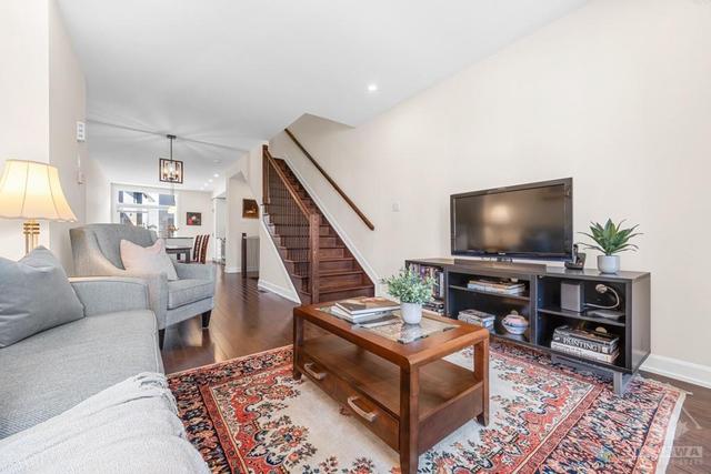 97 Oblats Avenue, Townhouse with 2 bedrooms, 3 bathrooms and 2 parking in Ottawa ON | Image 14