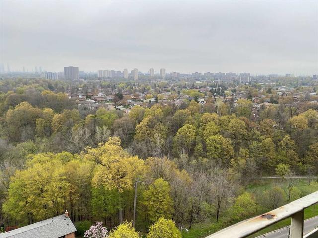 1705 - 235 Grandravine Dr, Condo with 2 bedrooms, 1 bathrooms and 1 parking in Toronto ON | Image 4