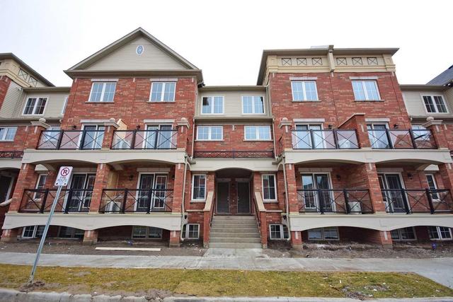 22 - 2500 Post Rd, Townhouse with 2 bedrooms, 2 bathrooms and 1 parking in Oakville ON | Image 1