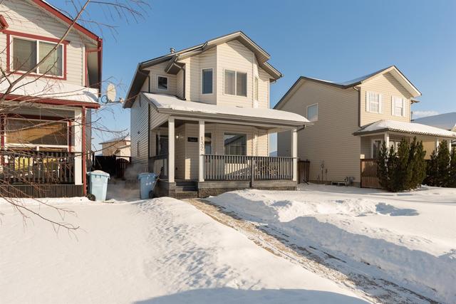 132 Archibald Close, House detached with 4 bedrooms, 3 bathrooms and 3 parking in Wood Buffalo AB | Image 1