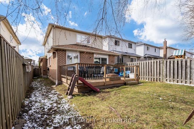 179 Sagebrush St, House detached with 3 bedrooms, 2 bathrooms and 5 parking in Oshawa ON | Image 33