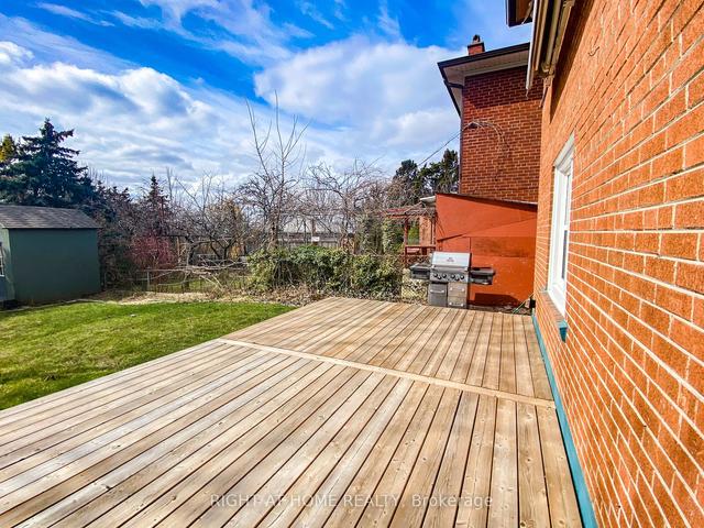 229 Rustic Rd, House detached with 4 bedrooms, 2 bathrooms and 6 parking in Toronto ON | Image 14