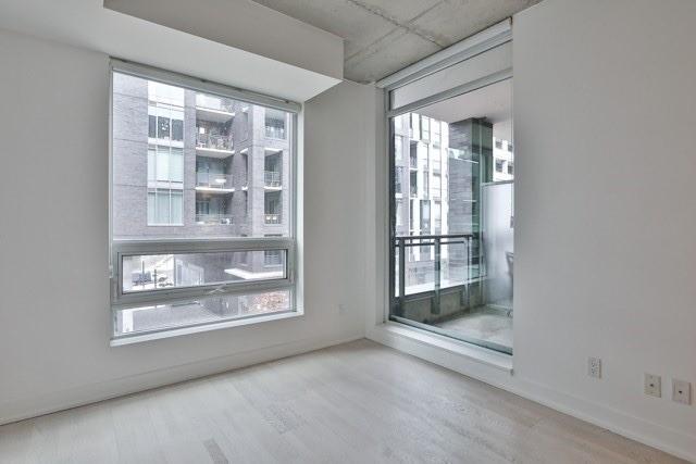 316 - 20 Gladstone Ave, Condo with 2 bedrooms, 2 bathrooms and 1 parking in Toronto ON | Image 8