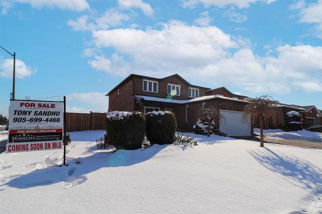 3 Jackman Cres, House detached with 4 bedrooms, 4 bathrooms and 4 parking in Vaughan ON | Image 12