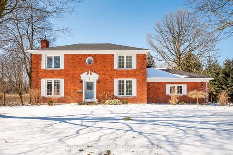 4 James Crt, House detached with 3 bedrooms, 3 bathrooms and 8 parking in Wellesley ON | Card Image