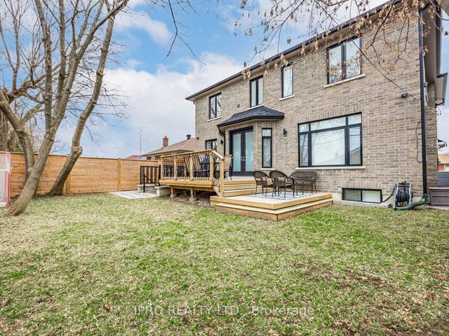 35 Orlando Blvd, House detached with 4 bedrooms, 5 bathrooms and 8 parking in Toronto ON | Image 30