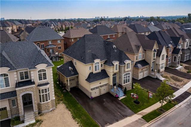 51 Elbern Markell Dr, House detached with 5 bedrooms, 5 bathrooms and 7 parking in Brampton ON | Image 2