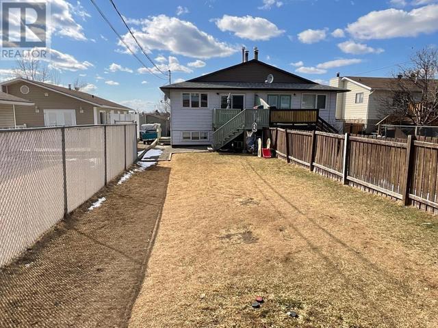 9107 89 Street, House attached with 3 bedrooms, 2 bathrooms and null parking in Fort St. John BC | Image 29