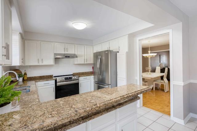 110 Nimbus Pl, House detached with 4 bedrooms, 3 bathrooms and 8 parking in Vaughan ON | Image 9