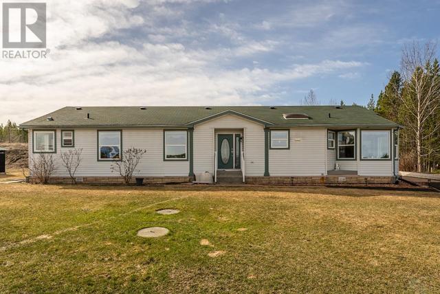 8410 Plett No 1 Road, House other with 3 bedrooms, 2 bathrooms and null parking in Cariboo B BC | Image 28