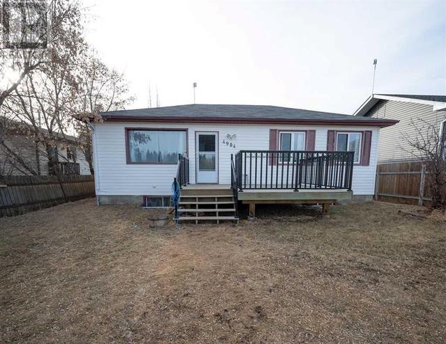 4904 50 Street, House detached with 4 bedrooms, 2 bathrooms and 1 parking in Athabasca County AB | Image 1