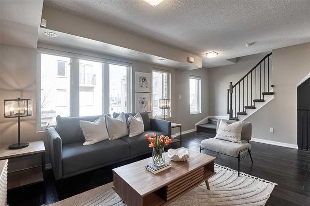 235 - 10 Foundry Ave Ave, Townhouse with 2 bedrooms, 2 bathrooms and 1 parking in Toronto ON | Image 6
