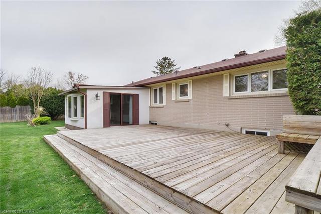 1503 North Vernon Avenue, House detached with 3 bedrooms, 2 bathrooms and 8 parking in London ON | Image 15