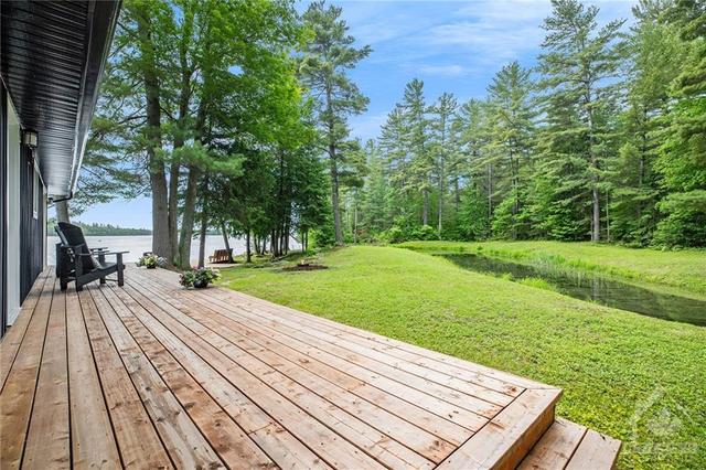 2 North Shore White Lake North, House detached with 2 bedrooms, 1 bathrooms and null parking in Greater Madawaska ON | Image 24