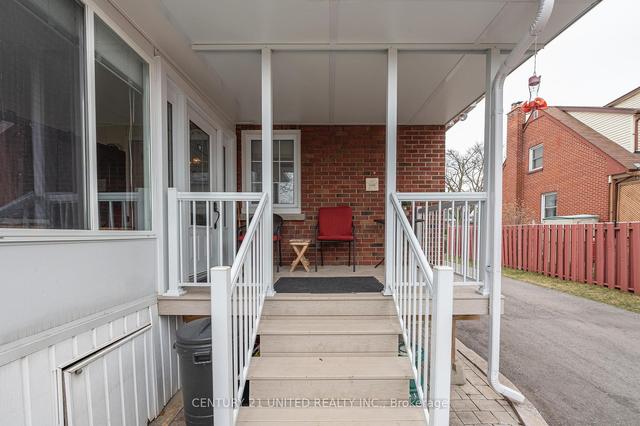 115 Jones Ave, House detached with 2 bedrooms, 2 bathrooms and 8 parking in Oshawa ON | Image 32