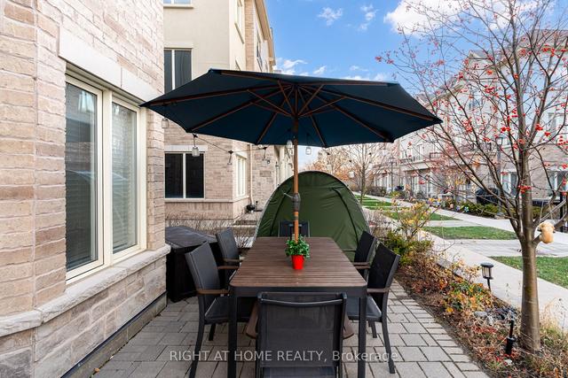 50 - 29 Coneflower Cres, Townhouse with 3 bedrooms, 4 bathrooms and 2 parking in Toronto ON | Image 30