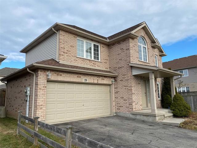 29 Brown Dr, House detached with 4 bedrooms, 3 bathrooms and 4 parking in St. Catharines ON | Image 16