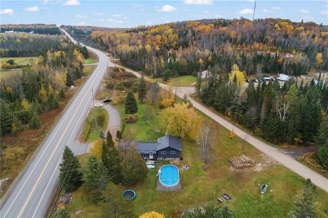 29109 Highway 60 Highway, House detached with 3 bedrooms, 1 bathrooms and 5 parking in South Algonquin ON | Image 4