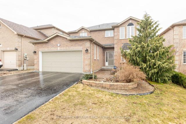 423 Mapleton Ave, House detached with 4 bedrooms, 3 bathrooms and 4 parking in Barrie ON | Image 1