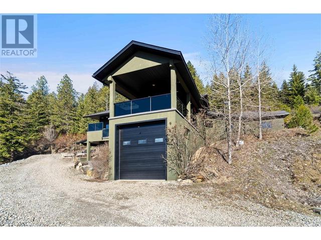 2711 Sun Ridge Place, House detached with 3 bedrooms, 3 bathrooms and 4 parking in Columbia Shuswap C BC | Image 48