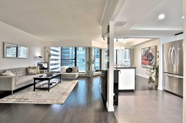 409 - 55 Harbour Sq, Condo with 1 bedrooms, 1 bathrooms and 1 parking in Toronto ON | Image 25