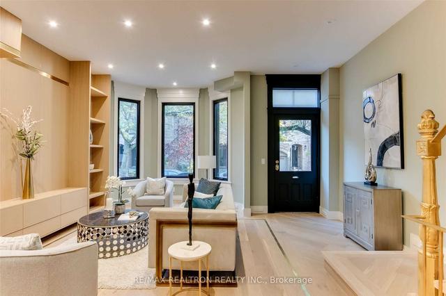 22 Webster Ave, House semidetached with 4 bedrooms, 6 bathrooms and 1 parking in Toronto ON | Image 39