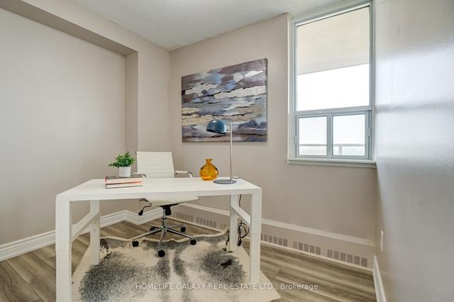 1409 - 15 Torrance Rd, Condo with 2 bedrooms, 2 bathrooms and 1 parking in Toronto ON | Image 3