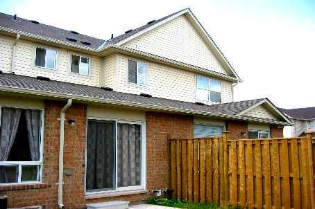 809 Mckay Cres, House attached with 3 bedrooms, 3 bathrooms and 2 parking in Milton ON | Image 8