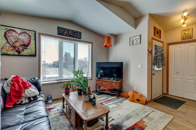 1520 &amp; 1522 14 Street, House other with 0 bedrooms, 0 bathrooms and 4 parking in Didsbury AB | Image 6