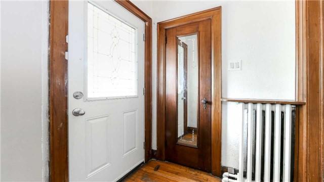 33 Hertle Ave, House semidetached with 2 bedrooms, 2 bathrooms and null parking in Toronto ON | Image 4