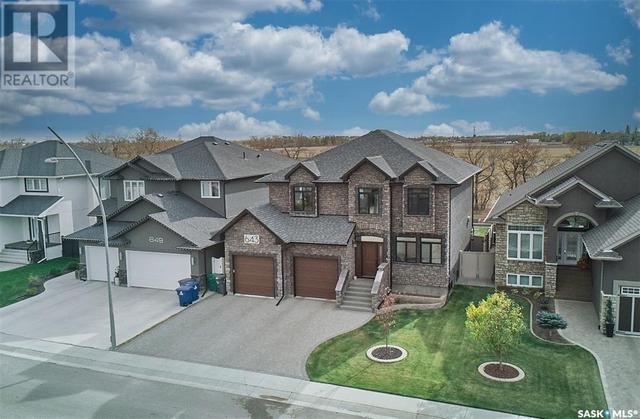 643 Atton Crescent, House detached with 5 bedrooms, 4 bathrooms and null parking in Saskatoon SK | Image 1