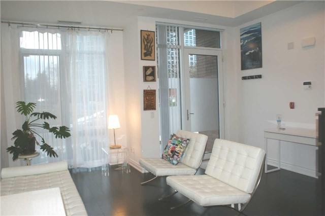 th01 - 5162 Yonge St, Townhouse with 2 bedrooms, 4 bathrooms and 1 parking in Toronto ON | Image 4