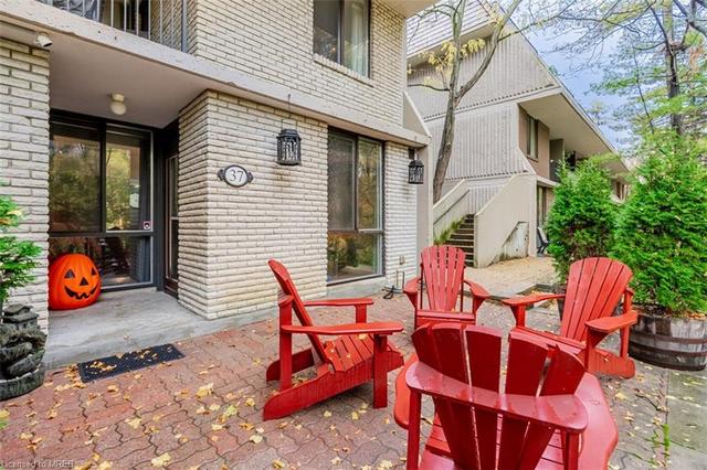 37 - 1330 Mississauga Valley Boulevard, House attached with 3 bedrooms, 2 bathrooms and 2 parking in Mississauga ON | Image 12