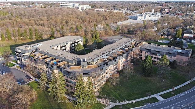 316 - 155 Main St N, Condo with 3 bedrooms, 3 bathrooms and 2 parking in Newmarket ON | Image 27