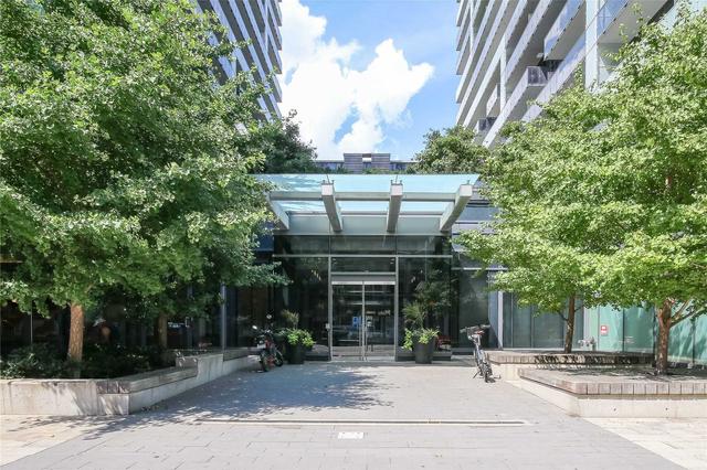 525 - 1030 King St W, Condo with 1 bedrooms, 1 bathrooms and 1 parking in Toronto ON | Image 16