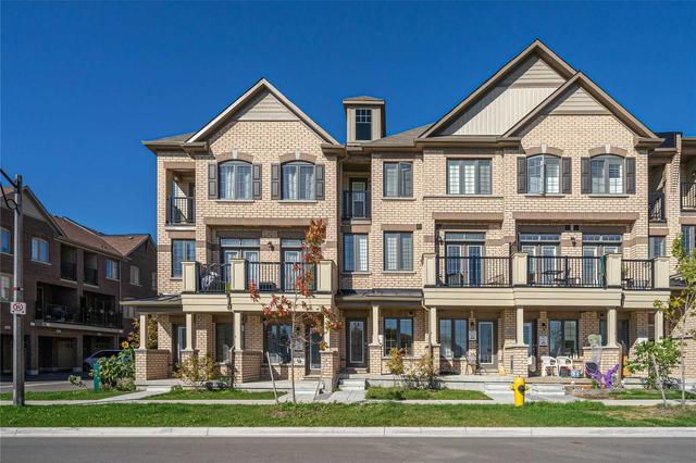 454 Arthur Bonner Ave, Townhouse with 3 bedrooms, 3 bathrooms and 2 parking in Markham ON | Image 1