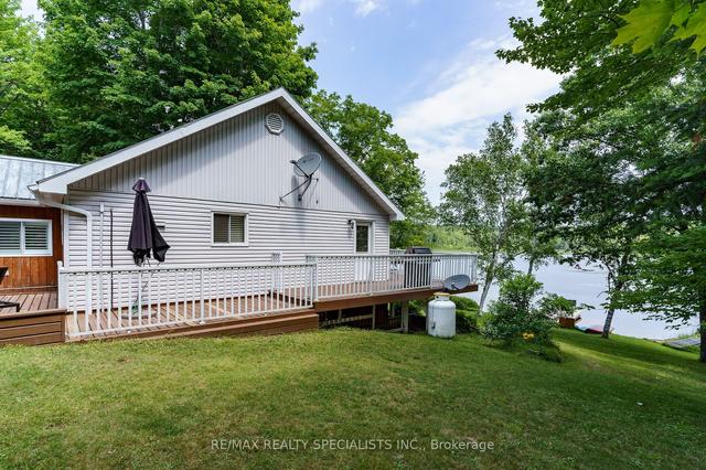 1060 Hammond Rd W, House detached with 3 bedrooms, 2 bathrooms and 6 parking in Lake of Bays ON | Image 15