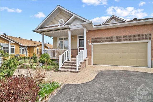 40 Sable Run Drive, Townhouse with 3 bedrooms, 3 bathrooms and 4 parking in Ottawa ON | Image 1