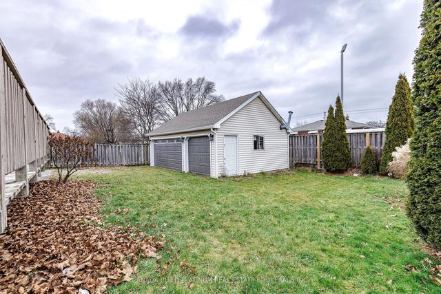 7156 Warden Ave E, House detached with 3 bedrooms, 1 bathrooms and 7 parking in Niagara Falls ON | Image 40