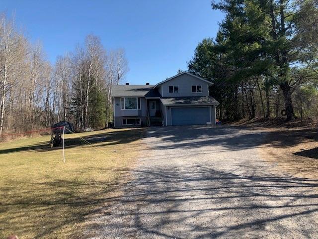 30 Old Mill Road, House detached with 3 bedrooms, 3 bathrooms and 6 parking in Laurentian Valley ON | Image 2