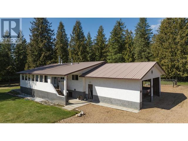 225 Trinity Valley Road, House detached with 4 bedrooms, 1 bathrooms and 20 parking in North Okanagan D BC | Image 3