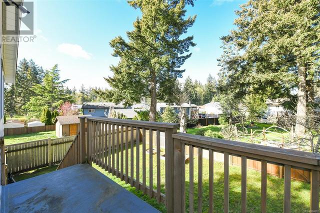 331 Denman St, House detached with 3 bedrooms, 2 bathrooms and 6 parking in Comox BC | Image 5
