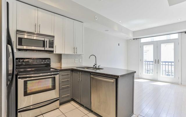 10 - 98 Carr St, Townhouse with 2 bedrooms, 1 bathrooms and 1 parking in Toronto ON | Image 19
