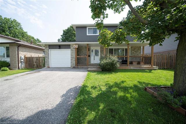 13 Larkspur Lane, House detached with 3 bedrooms, 1 bathrooms and 3 parking in Brant ON | Image 1