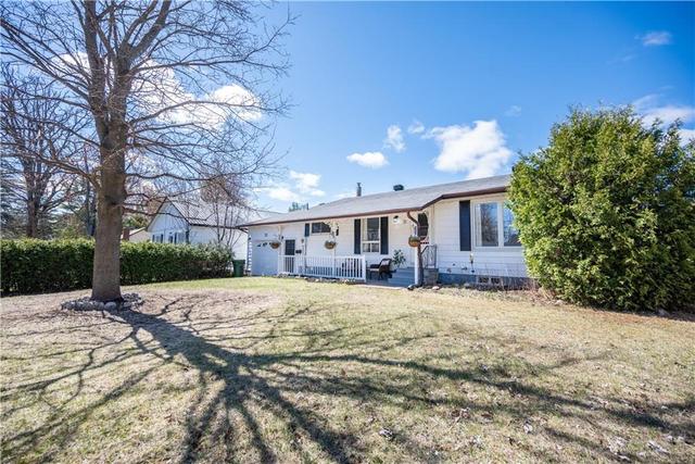 71 Doran Street, House detached with 3 bedrooms, 1 bathrooms and 3 parking in Petawawa ON | Image 3