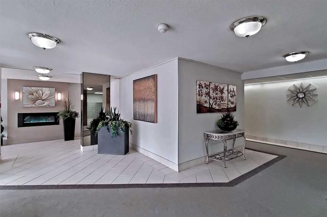 1712 - 18 Knight Bridge Rd, Condo with 3 bedrooms, 2 bathrooms and 1 parking in Brampton ON | Image 40