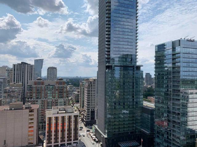 2002 - 1 Yorkville Ave, Condo with 2 bedrooms, 2 bathrooms and 0 parking in Toronto ON | Image 24