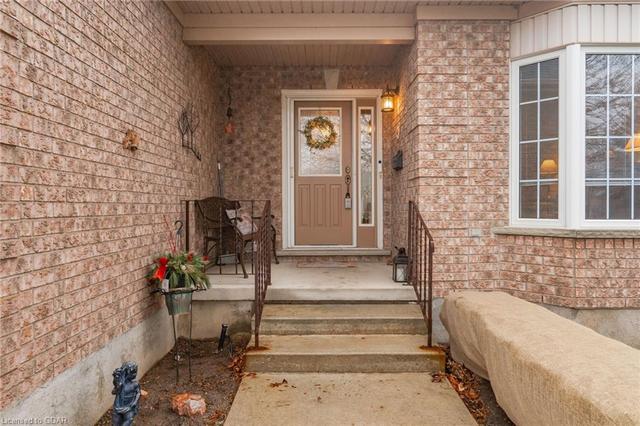 61 Parkside Drive, House detached with 3 bedrooms, 2 bathrooms and 4 parking in Guelph ON | Image 25