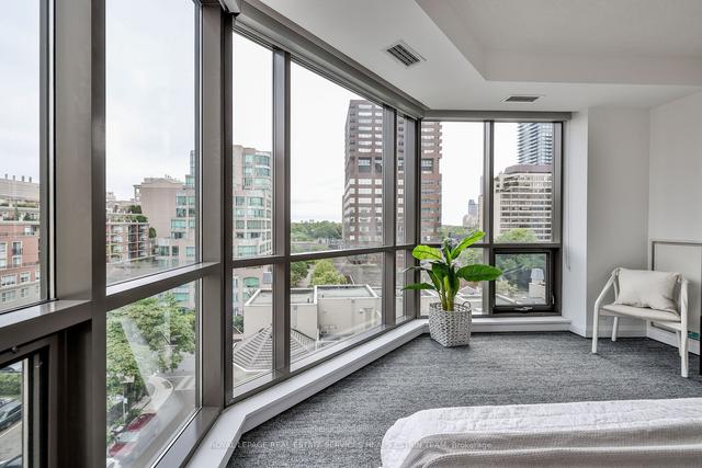 703 - 3 Mcalpine St, Condo with 2 bedrooms, 2 bathrooms and 1 parking in Toronto ON | Image 8